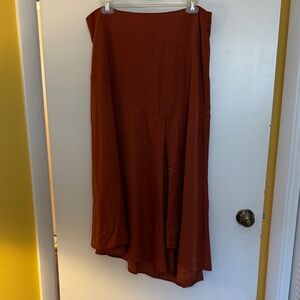 Who What Wear High-Low Satin Skirt in Rich Rust
